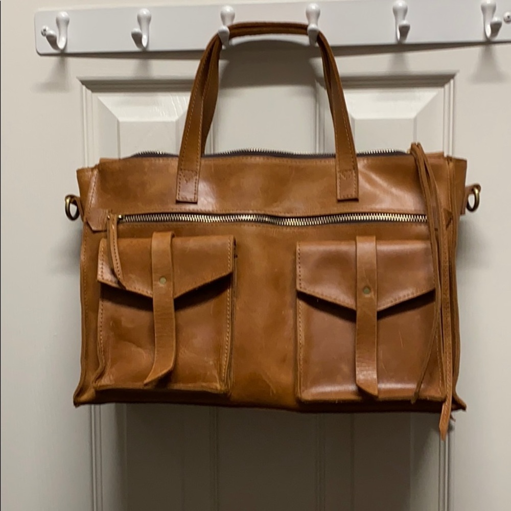 Leather purse featured by JoAnna Gaines